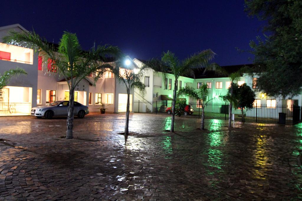 Casa Bianca Guest Lodge ハートビーズポート エクステリア 写真